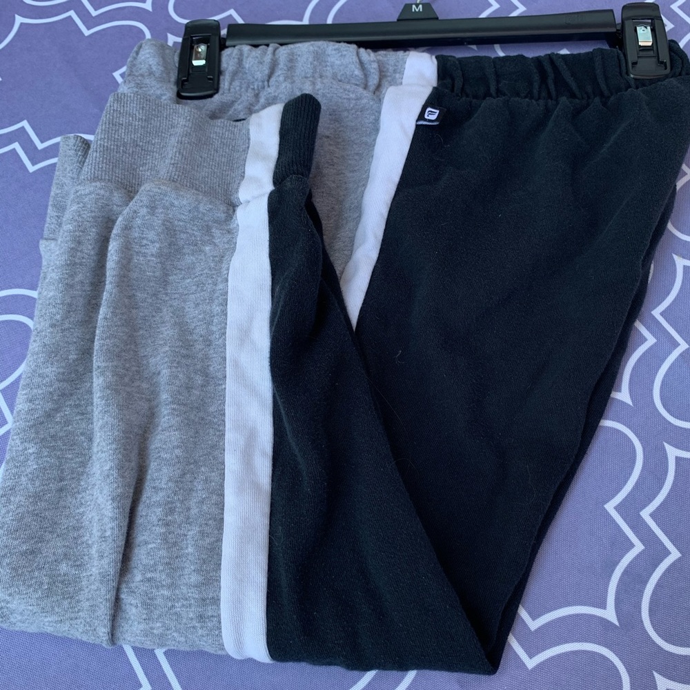 Fabletics Capri Workout Pants Small GUC